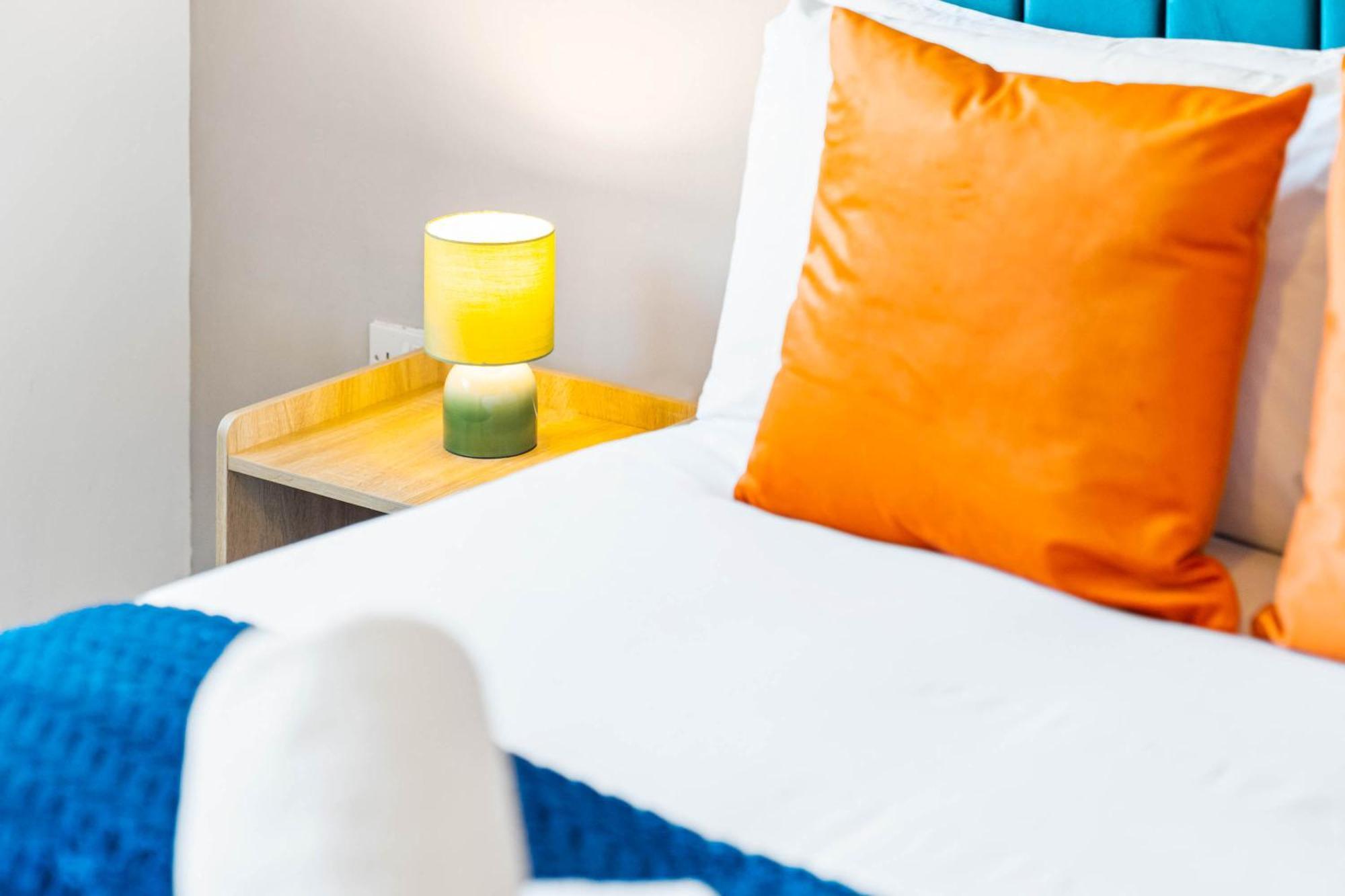 Modern Apartment - Cradley Heath - Top Rated - Netflix - Wifi - 1Mh 스메디크 외부 사진